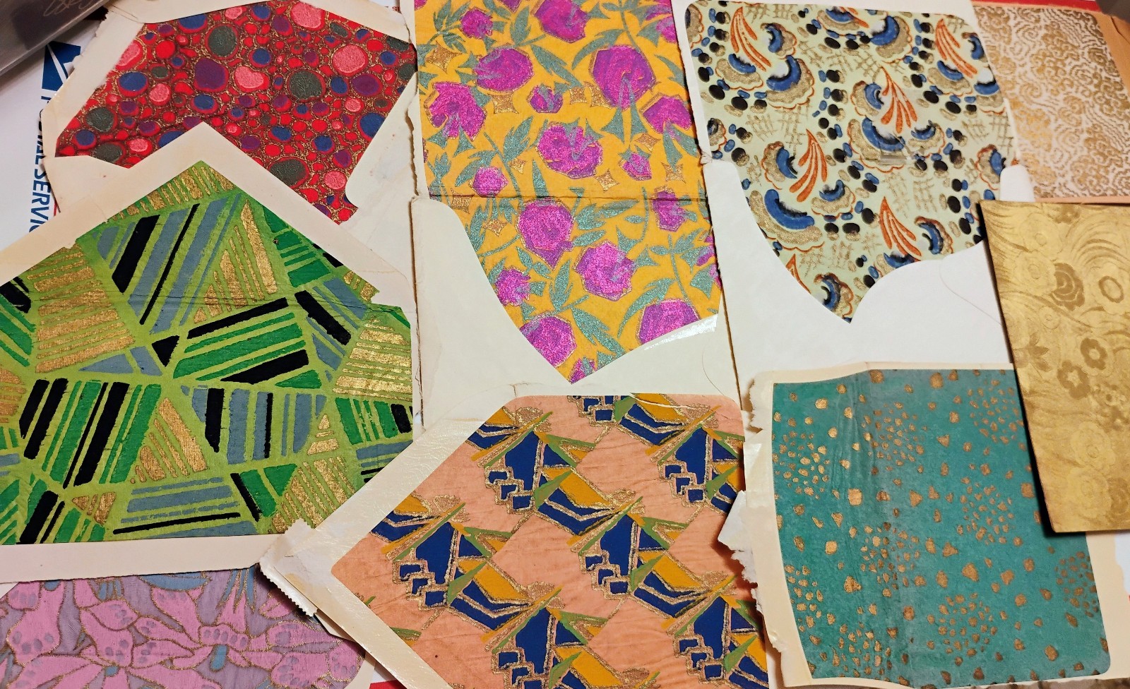 140 Lot VTG 1920s & 1930s Lined Envelopes Decorative Tissue Paper 140 Lot VTG 1920s & 1930s Lined Envelopes Decorative Tissue Paper