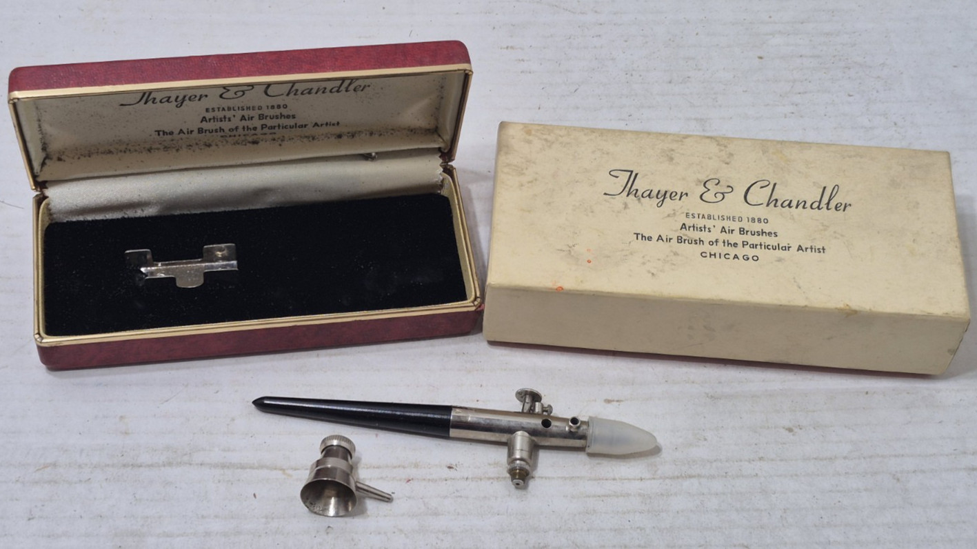 Vintage Antique Thayer & Chandler Airbrush W/Original Box Untested Collectible Vintage Antique Thayer & Chandler Airbrush W/Original Box Untested Collectible