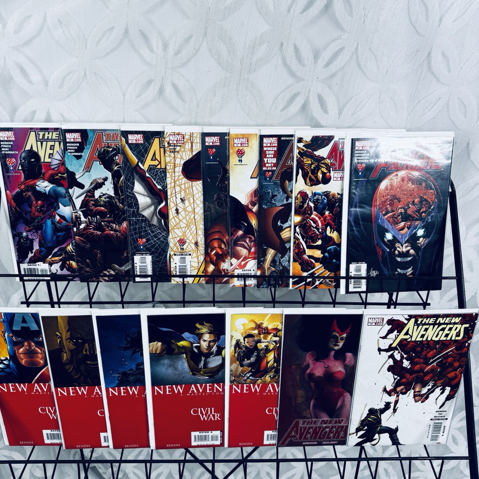 The New Avengers 12-27 Lot Civil War Hawkeye as Ronin