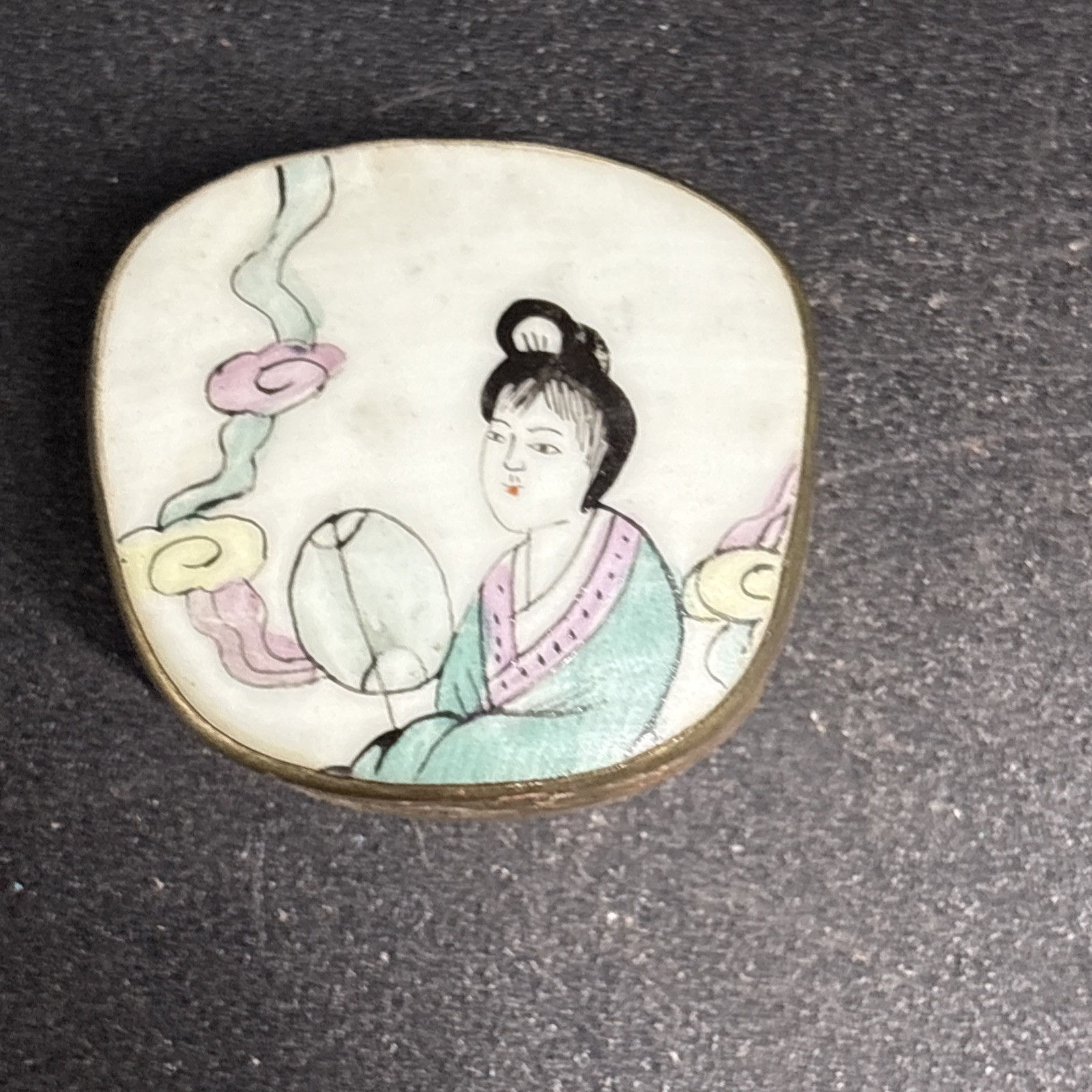 Vintage Chinese Shard Box Vintage Chinese Shard Box