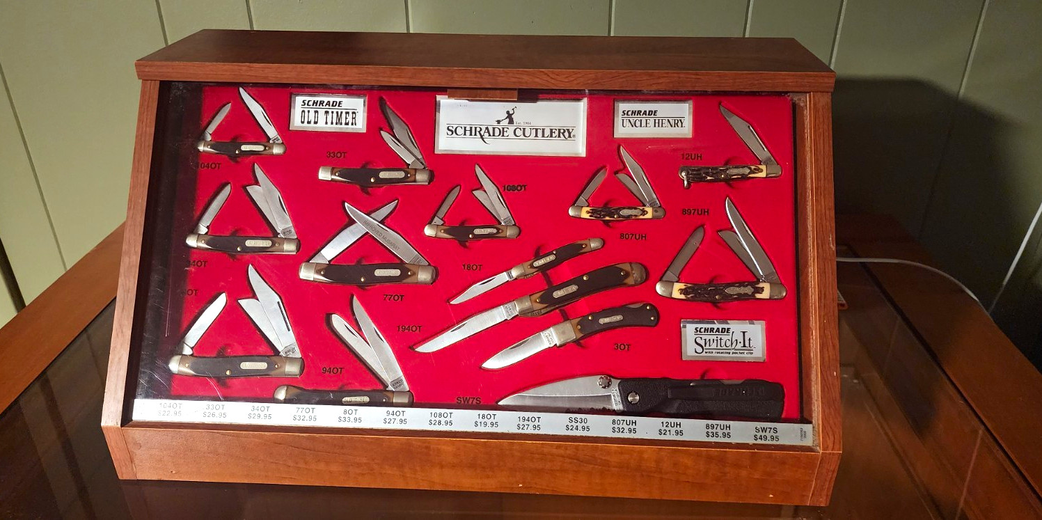 Super rare Schrade Old Timer & Uncle Henry Pocketknife Lot w/ Display Case of 14
