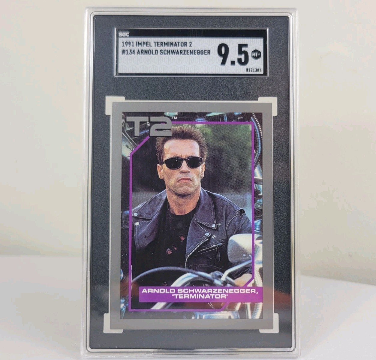 Arnold Schwarzenegger Rookie Terminator 2 Card #134 1991 Impel SGC 9.5 Arnold Schwarzenegger Rookie Terminator 2 Card #134 1991 Impel SGC 9.5
