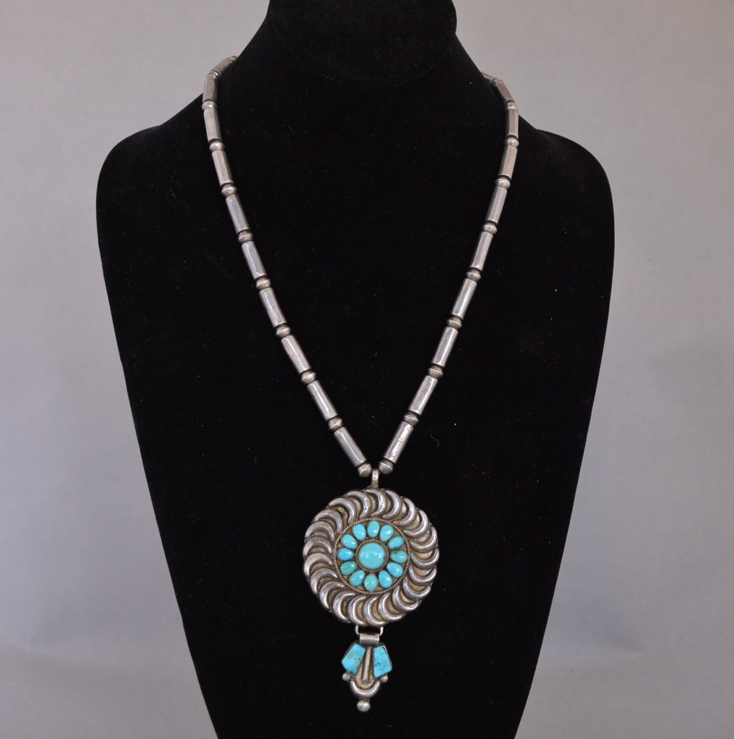 Unique Vintage Navajo Silver Turquoise Pendant Necklace - Cylinder Beads - 21 Unique Vintage Navajo Silver Turquoise Pendant Necklace - Cylinder Beads - 21