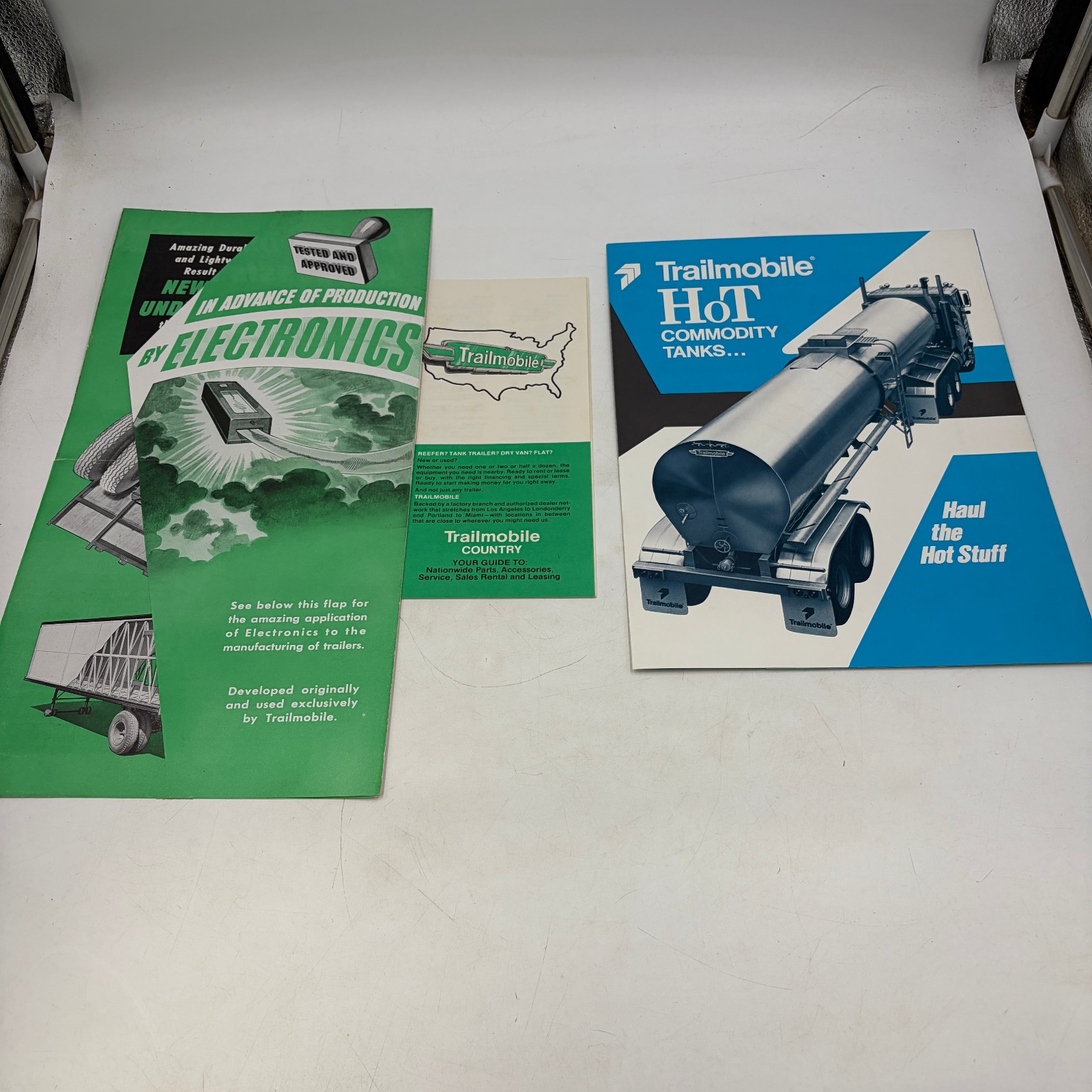 Vintage Trailmobile Trailer Brochure Lot 3 Hot Commodity Tanks Van Dealer Guide Vintage Trailmobile Trailer Brochure Lot 3 Hot Commodity Tanks Van Dealer Guide