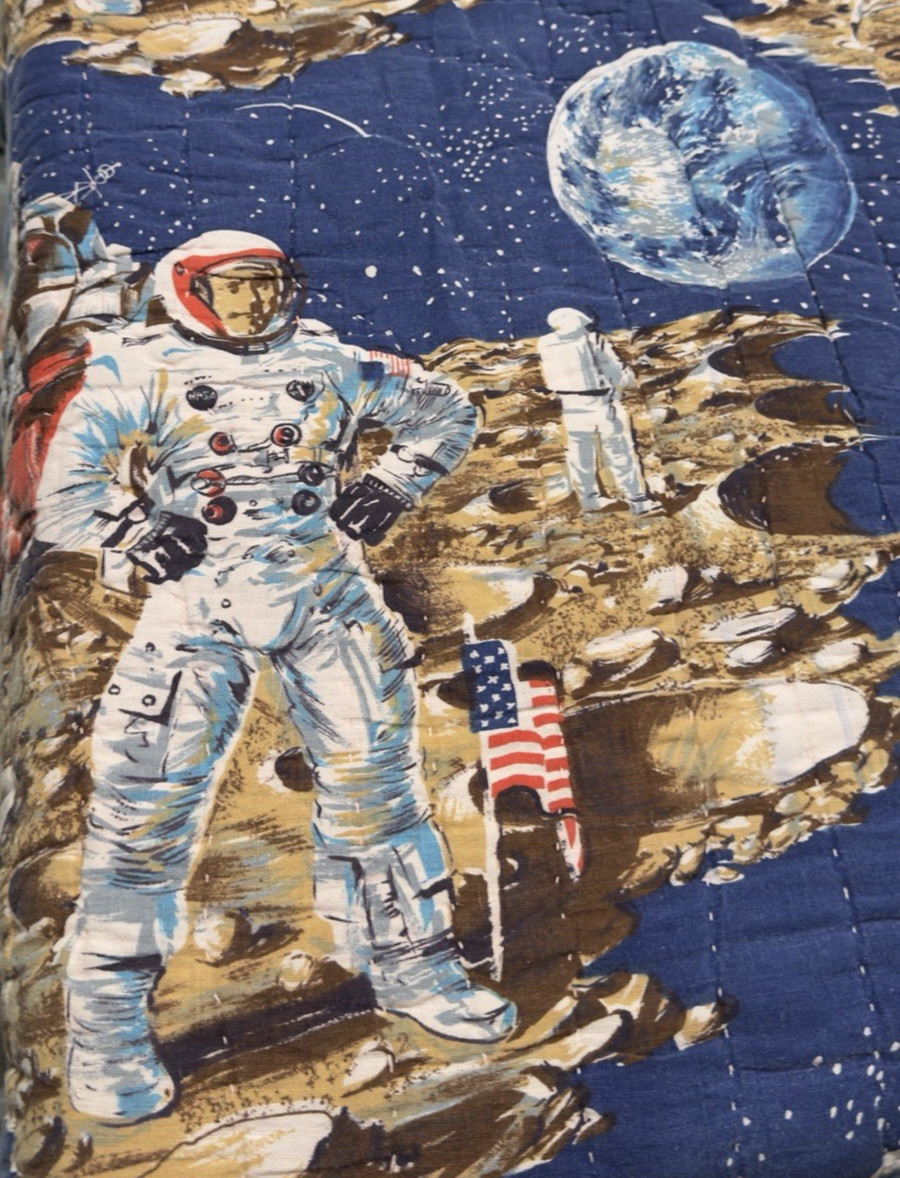 Vintage Twin Quilt Hand Made Apollo Landing Moon Space Astronaut 76\ Vintage Twin Quilt Hand Made Apollo Landing Moon Space Astronaut 76\