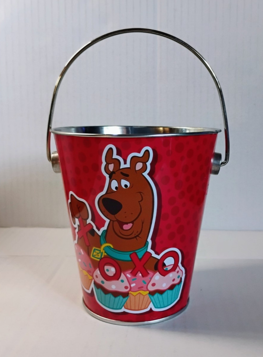 Hanna-Barbera Scooby-Doo XOXO Cupcakes 4.5\