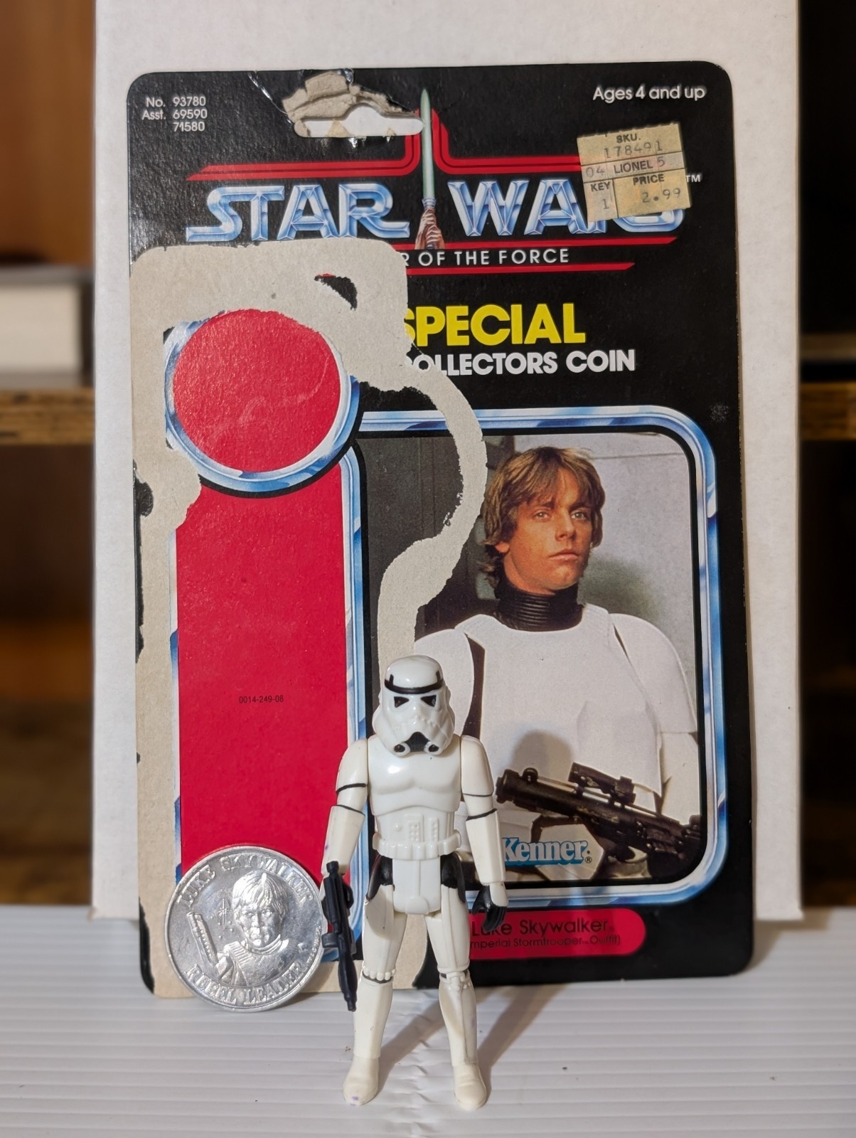Kenner Star Wars POTF2 Luke Skywalker Stormtrooper Outfit Figure w/ Coin