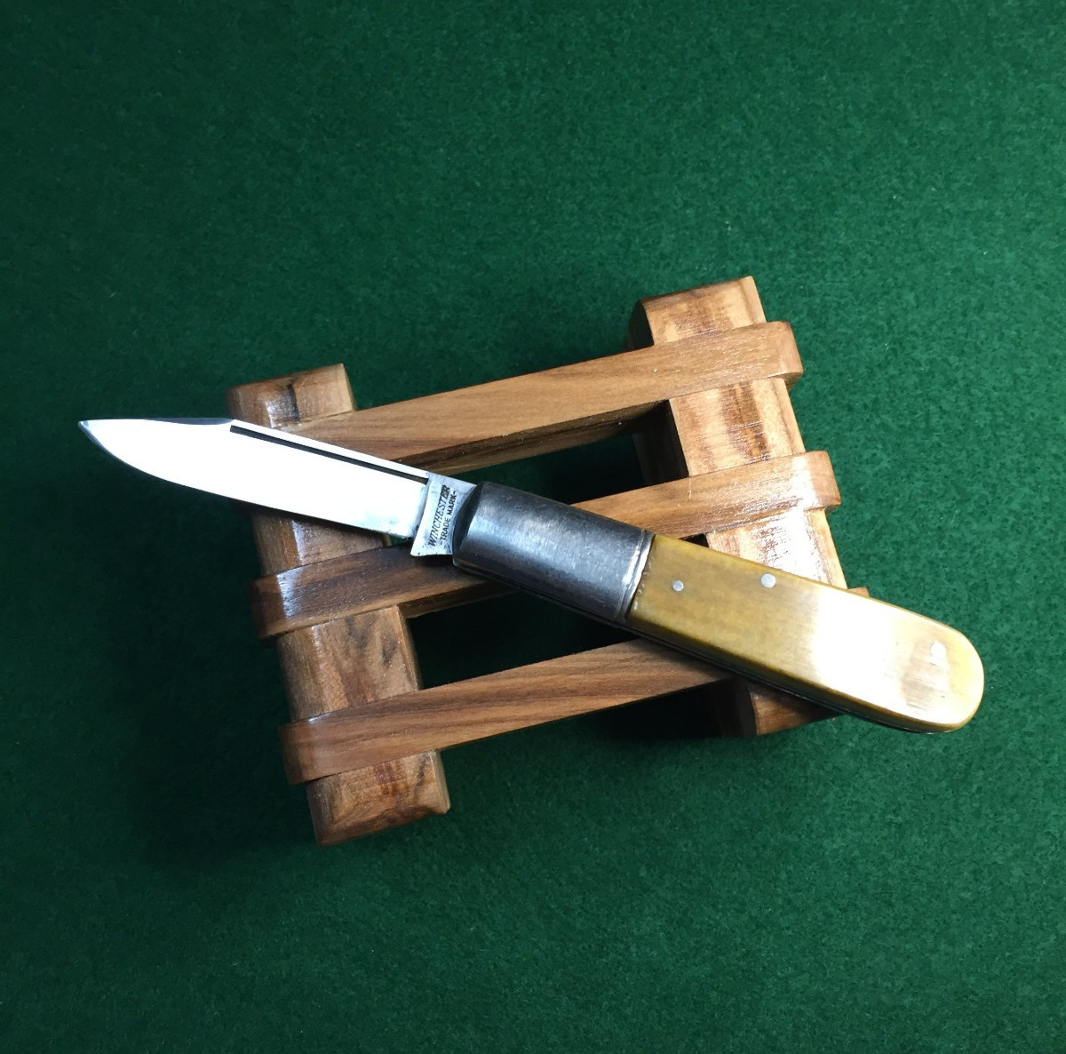 Vintage 1920s Winchester Model 2703 Bone Handle Barlow Style Pocket Knife Vintage 1920s Winchester Model 2703 Bone Handle Barlow Style Pocket Knife