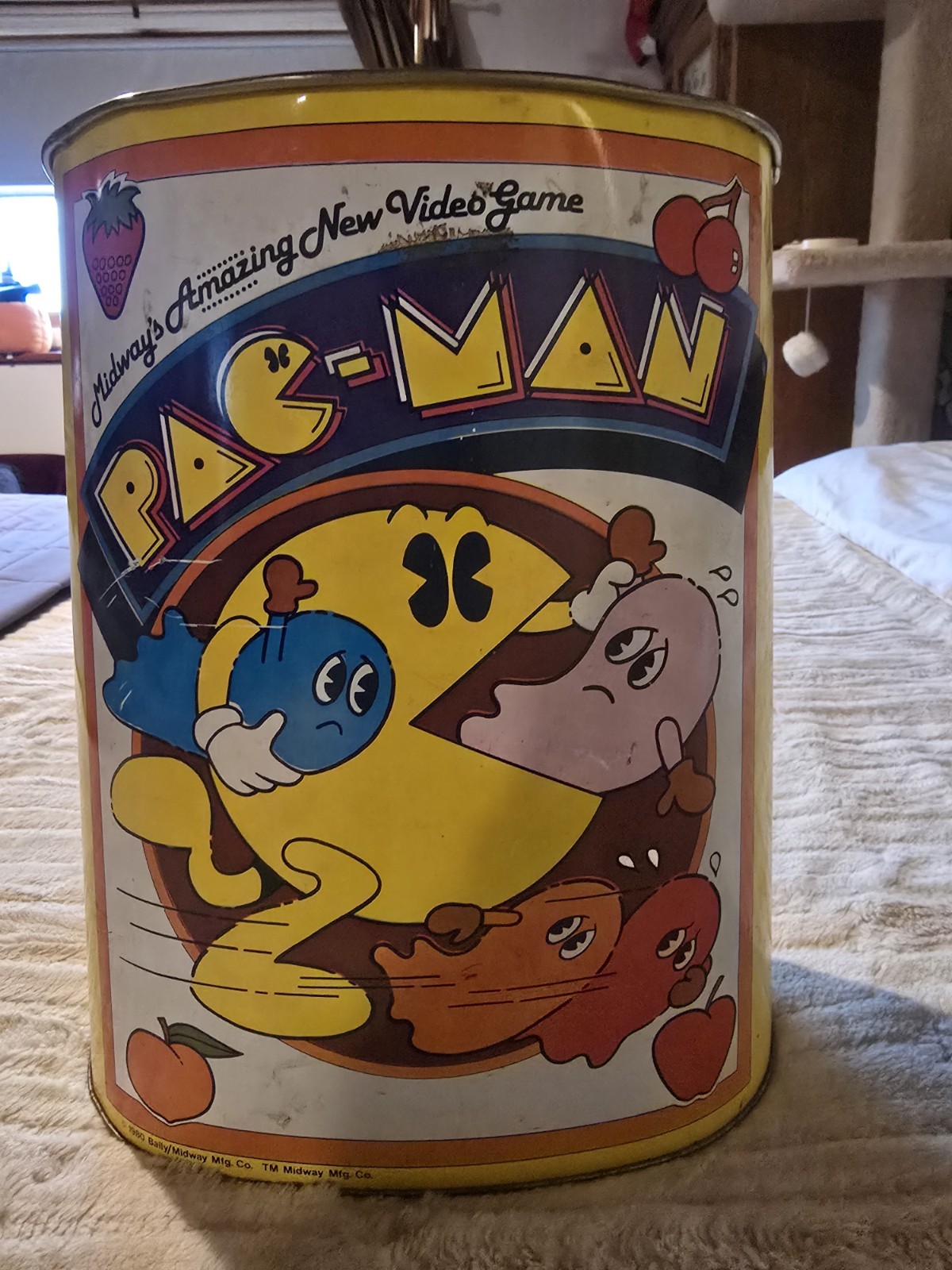 Pac-Man Vintage Trash Can Pac-Man Vintage Trash Can
