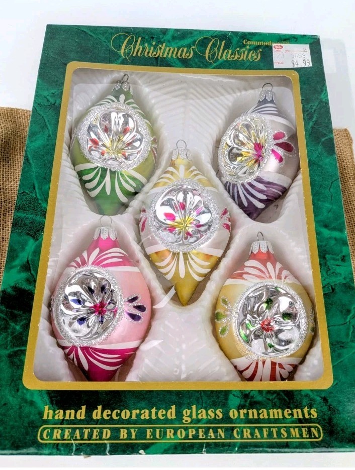 Vintage COMMODORE Indent Reflector Glass Ornament Set (Romania) Vintage COMMODORE Indent Reflector Glass Ornament Set (Romania)