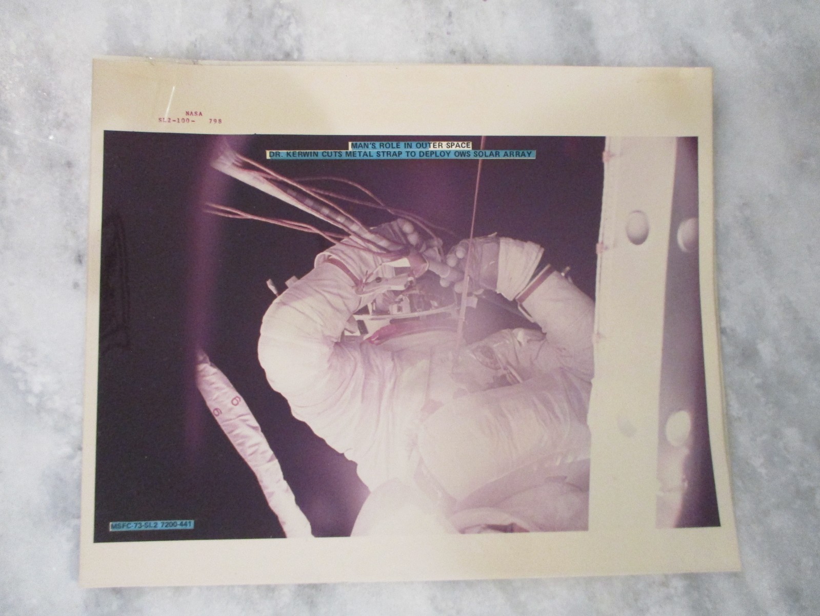NASA APOLLO SKYLAB 2 1st SPACEWALK REPAIR RED# MSFC PRODUCTION PHOTO KERWIN 1973 NASA APOLLO SKYLAB 2 1st SPACEWALK REPAIR RED# MSFC PRODUCTION PHOTO KERWIN 1973
