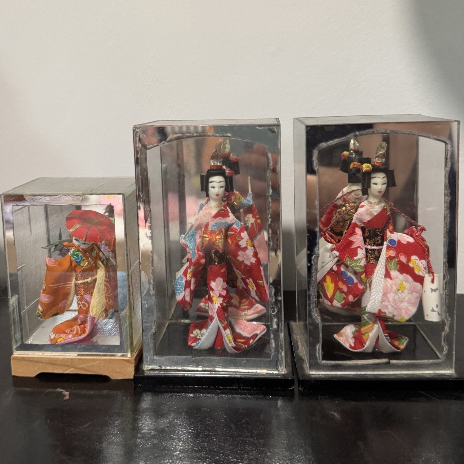 Vintage Otagiri OMC Japan Geisha Dolls Set of 3 Figural Display Case Mid-Century Vintage Otagiri OMC Japan Geisha Dolls Set of 3 Figural Display Case Mid-Century