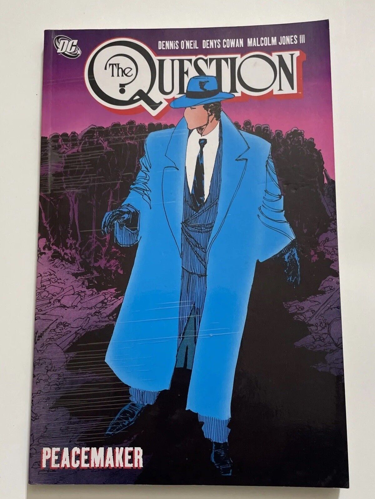 THE QUESTION PEACEMAKER  DC COMICS VERY RARE OOP  VTG 1st EDITION