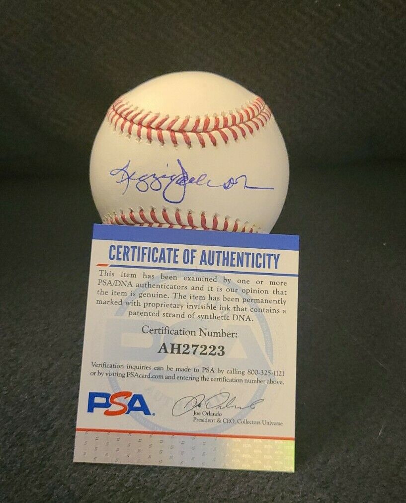 REGGIE JACKSON SIGNED OFFICIAL BASEBALL NY YANKEES PSA/DNA AUTHENTICATED AH27223