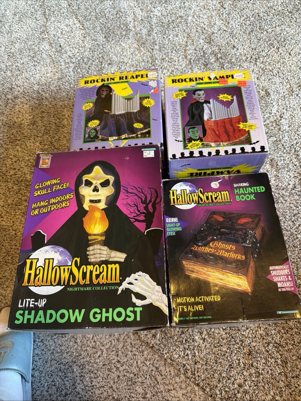 Vintage Gemmy Halloween Rock & Reaper Rock And Vampire Scream Haunted Book READ Vintage Gemmy Halloween Rock & Reaper Rock And Vampire Scream Haunted Book READ