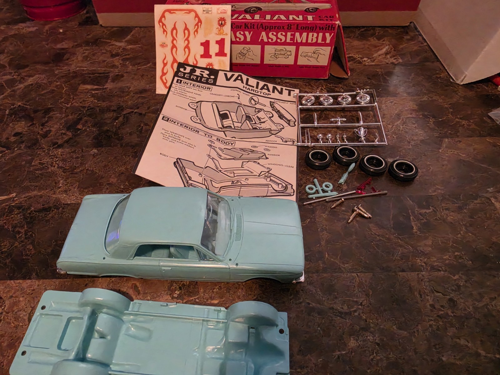 Vintage AMT jr Trophy 1963 Plymouth valiant Rare 1/25 Kit original box complete