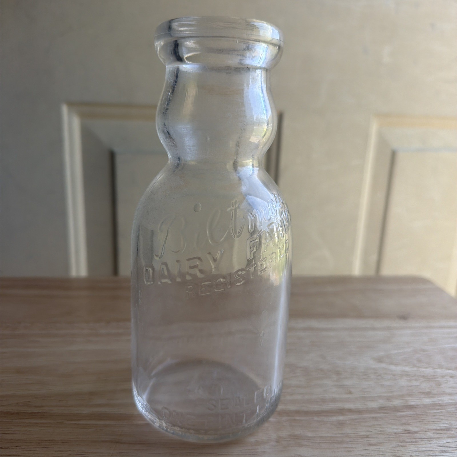 Vintage BILTMORE DAIRY FARMS CREAMTOP PINT MILK BOTTLE Asheville NC Estate Vintage BILTMORE DAIRY FARMS CREAMTOP PINT MILK BOTTLE Asheville NC Estate
