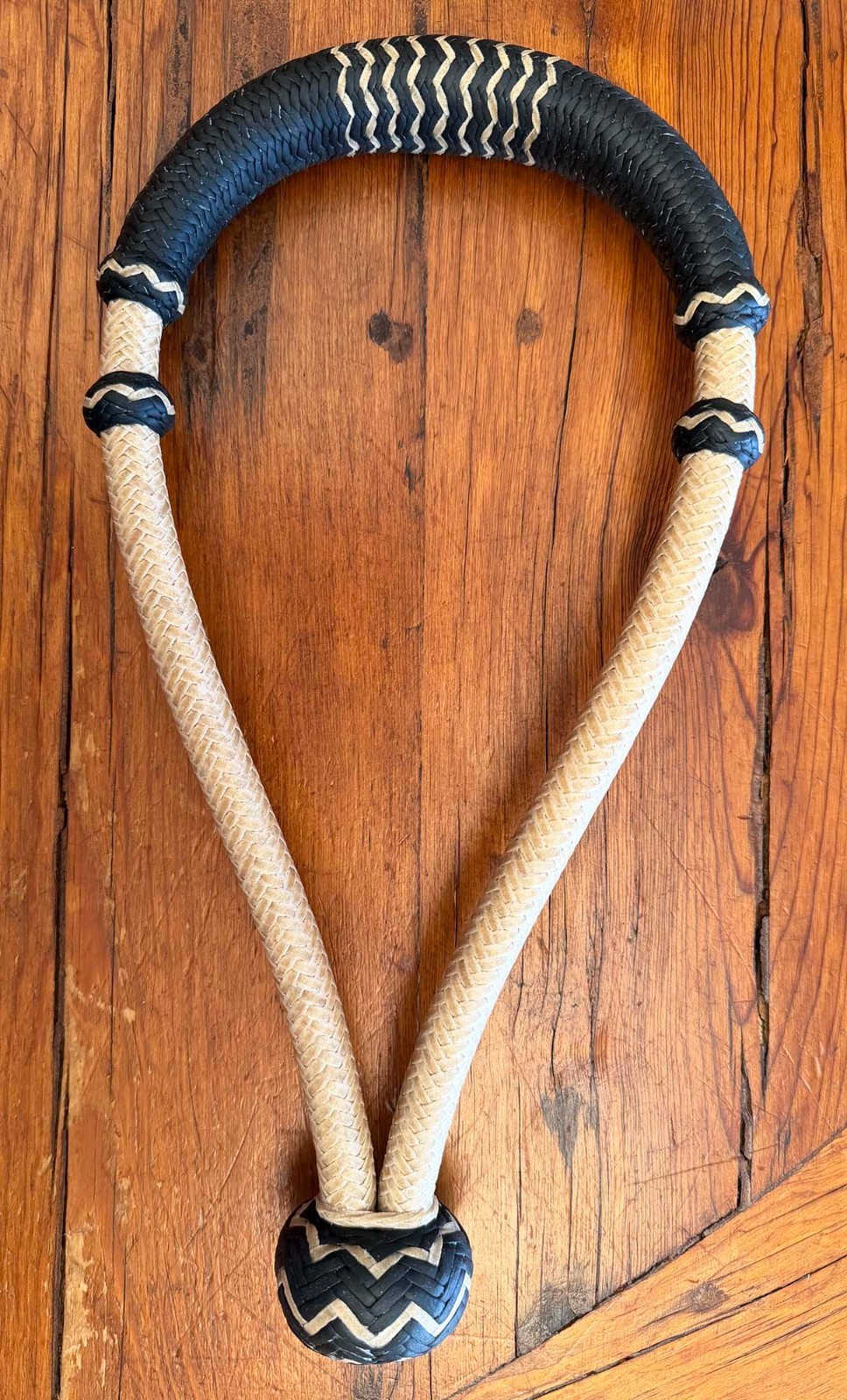 NICE NEW GUITRON Cowboy Vaquero Handmade 24 Plait 5/8 NICE NEW GUITRON Cowboy Vaquero Handmade 24 Plait 5/8