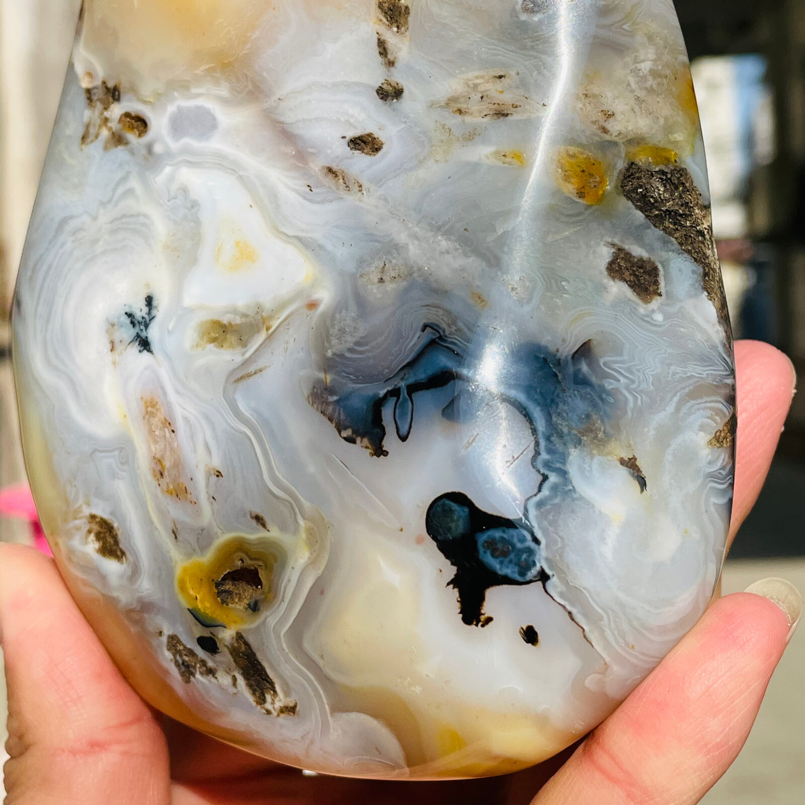 2.45lb Large Natural Dendritic Agate Crystal Polishing Palm Stone Specimen 2.45lb Large Natural Dendritic Agate Crystal Polishing Palm Stone Specimen