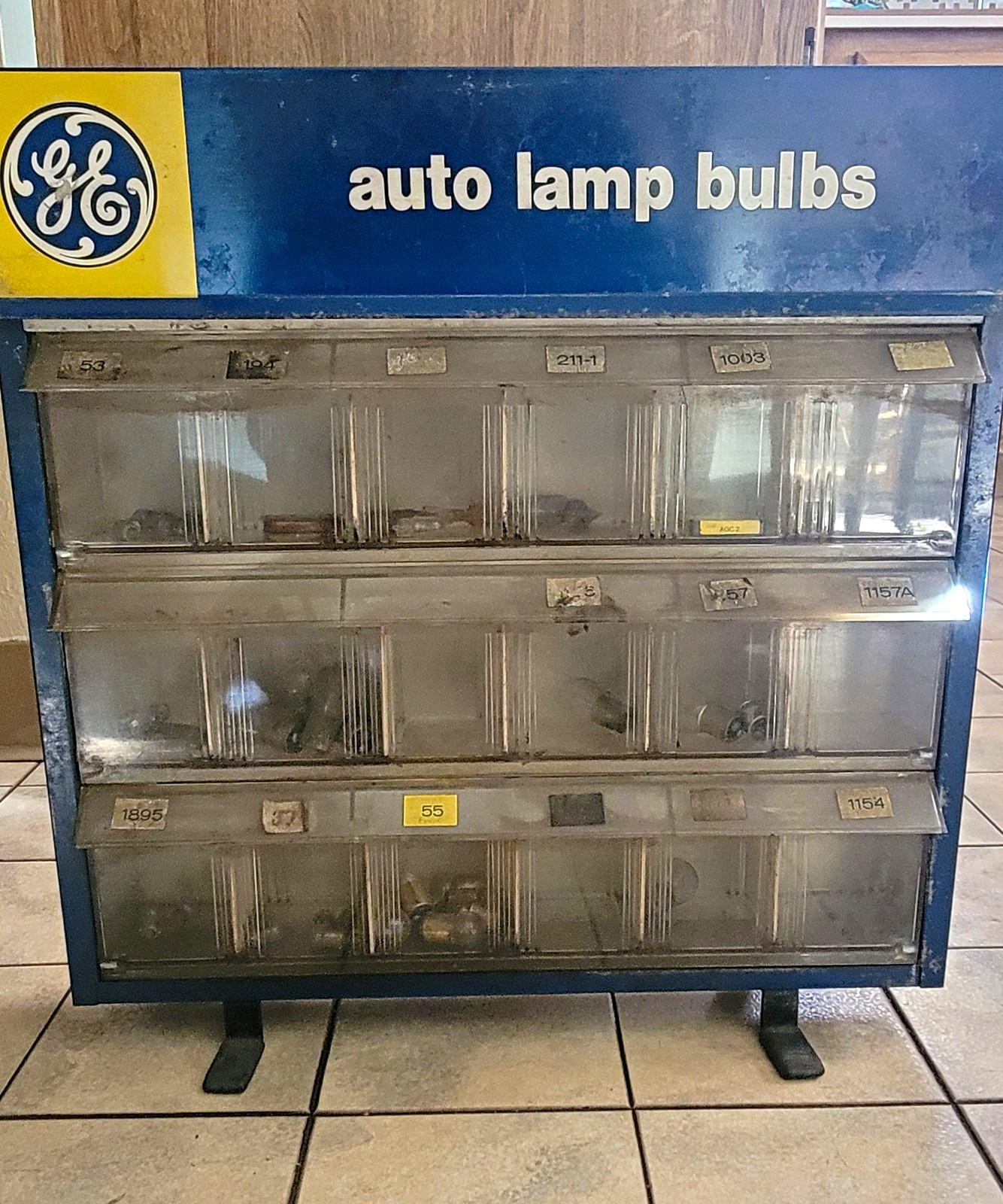 Vintage General Electric (GE) Automotive Light Bulb Display Cabinet Vintage General Electric (GE) Automotive Light Bulb Display Cabinet