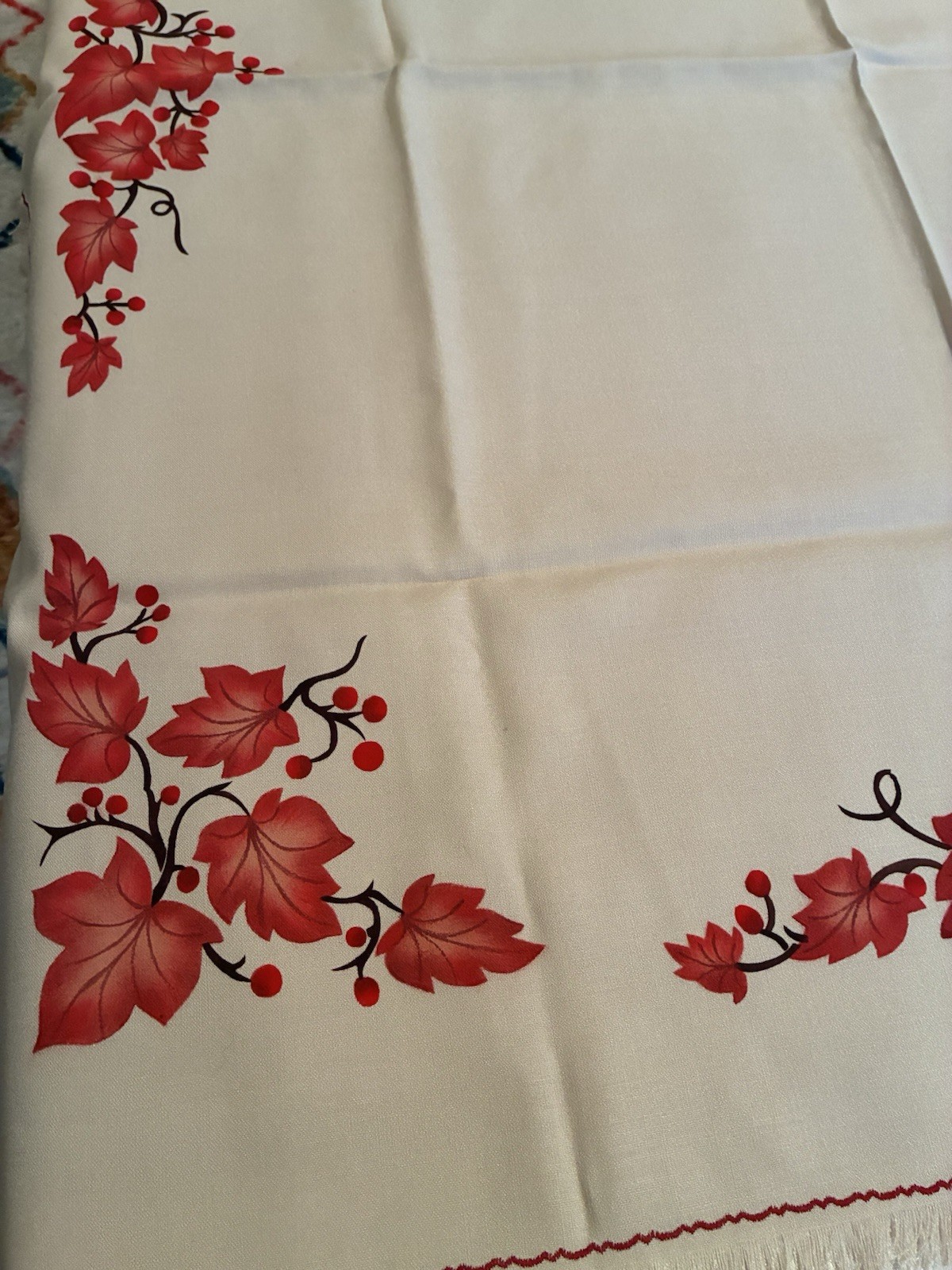 Vtg 1950s Screenprint Tablecloth Napkin Set Cream Red Maple Leaf Fringed NOS