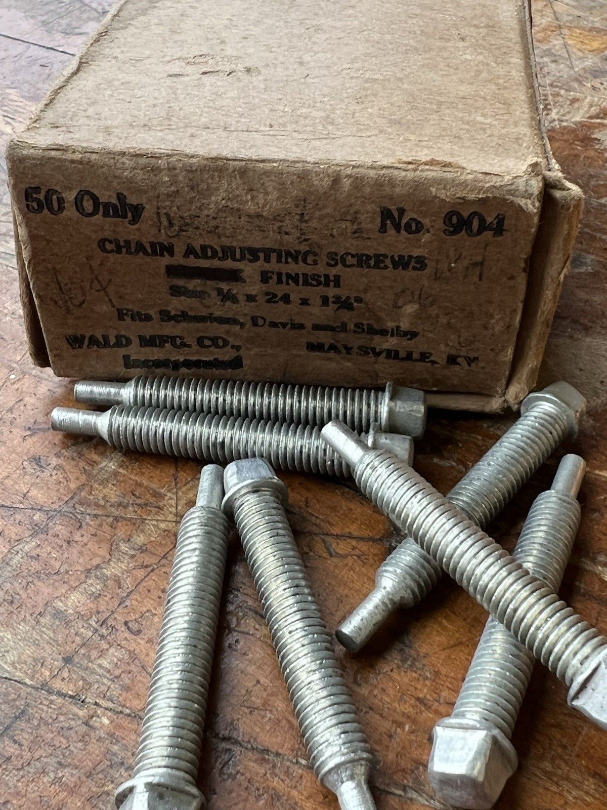 Pair NOS Wald Prewar Balloon Chain Adjuster Screws 1/4x24x1 3/4 Schwinn Shelby Pair NOS Wald Prewar Balloon Chain Adjuster Screws 1/4x24x1 3/4 Schwinn Shelby