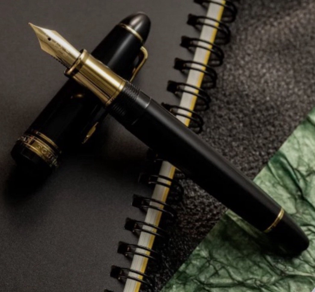 Sailor 1911 Casual L Stable Fountain Pen in Muted Black, Gold Trim, Medium Point Sailor 1911 Casual L Stable Fountain Pen in Muted Black, Gold Trim, Medium Point