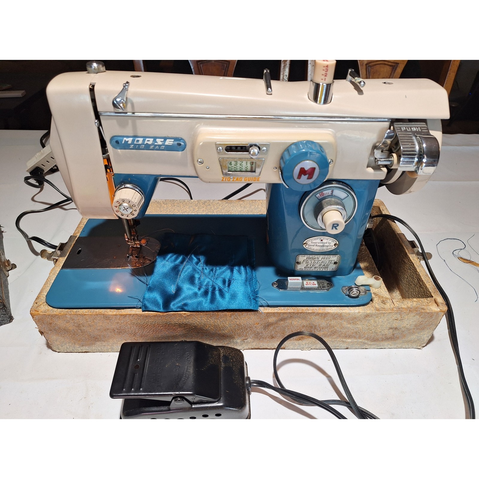 Vintage Morse Fotomatic 4100 Zig Zag Sewing Machine Tested Working Japan Clean Vintage Morse Fotomatic 4100 Zig Zag Sewing Machine Tested Working Japan Clean