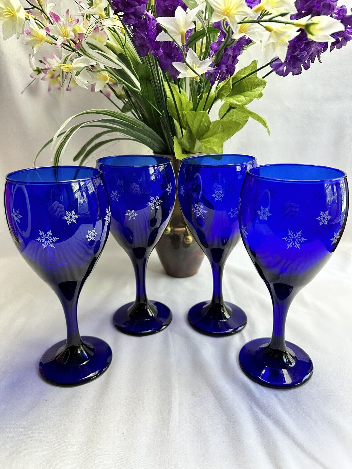 Vintage Colbalt Blue Wine Goblets with Snowflakes 12 oz (4) Original Packaging