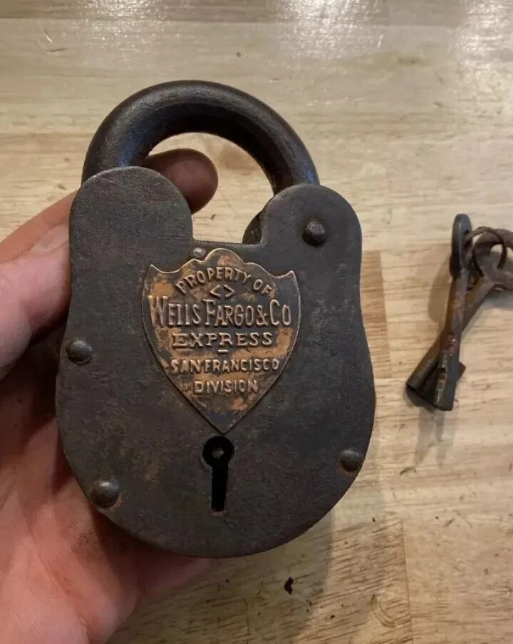 Antique Wells Fargo Padlock With Key Set Lock HUGE 1 1/2L Gunsmith Collector Antique Wells Fargo Padlock With Key Set Lock HUGE 1 1/2L Gunsmith Collector