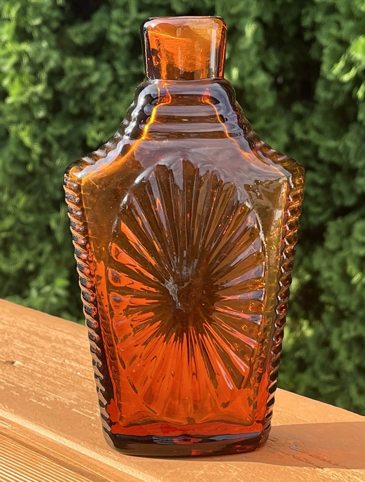 BLENKO Historical Reproduction Keene GVIII‑2 Sunburst Flask Decanter Deep Amber