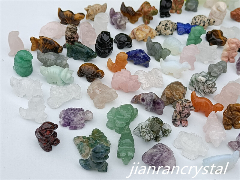 100pcs wholesale Natural Quartz Crystal Animal skull Carved Crystal Skull Random 100pcs wholesale Natural Quartz Crystal Animal skull Carved Crystal Skull Random