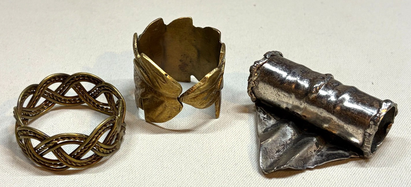 Lot of 3 Vintage Mid Century Napkin Rings Brass Woven Leaf Brutalist Silver Lot of 3 Vintage Mid Century Napkin Rings Brass Woven Leaf Brutalist Silver