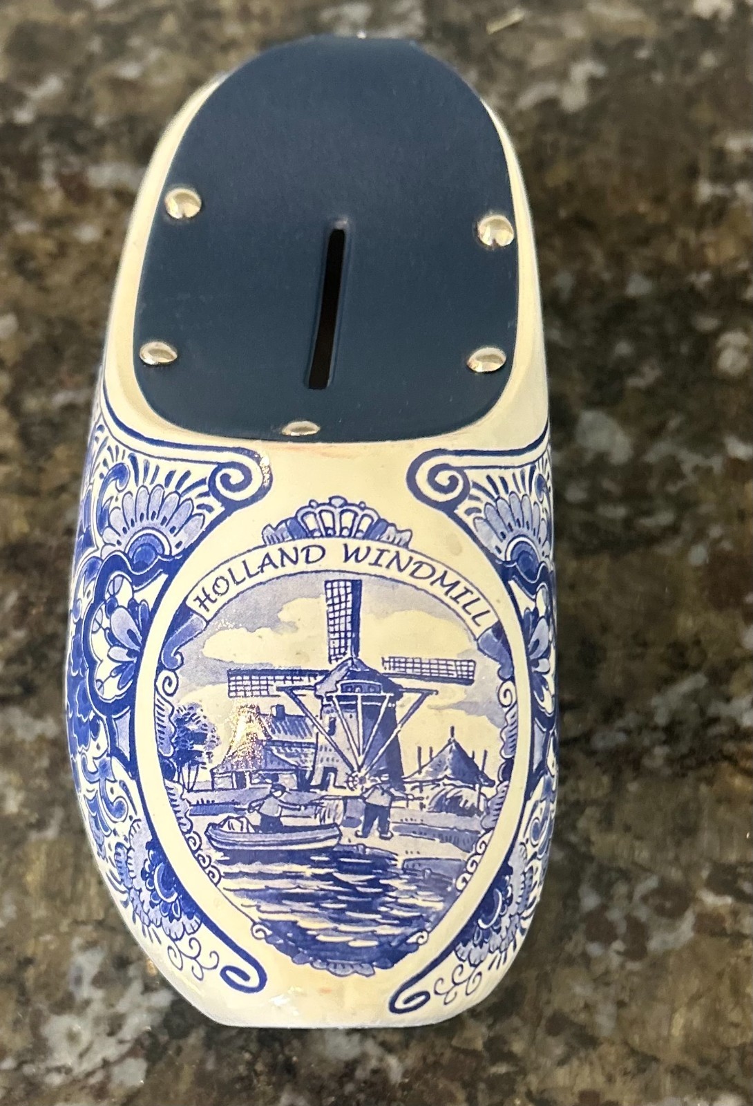Vintage Delft Blue Style Wooden Clog Coin Bank Holland Windmill Folk Art with Ke Vintage Delft Blue Style Wooden Clog Coin Bank Holland Windmill Folk Art with Ke