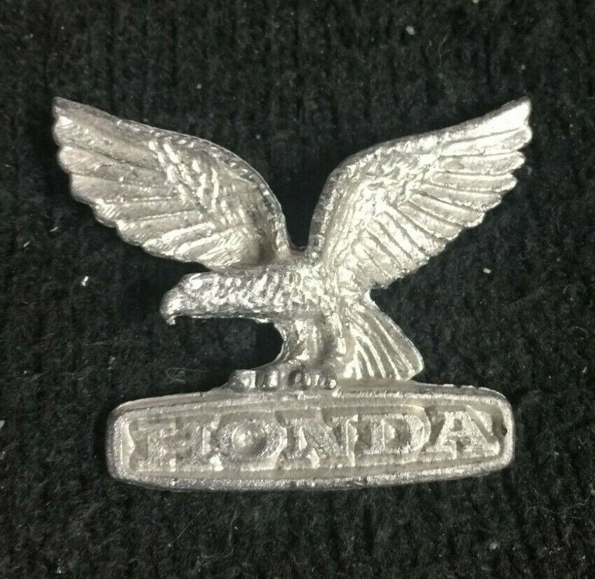 Z1 Vintage Honda Eagle Wings Out pin collectible old Japanese Motorcycle Biker