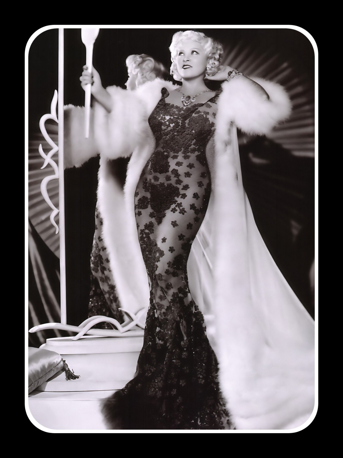 MAE WEST Iconic Glamour - Laminated Magnetic Bookmark - 2.5 x 2.75 in