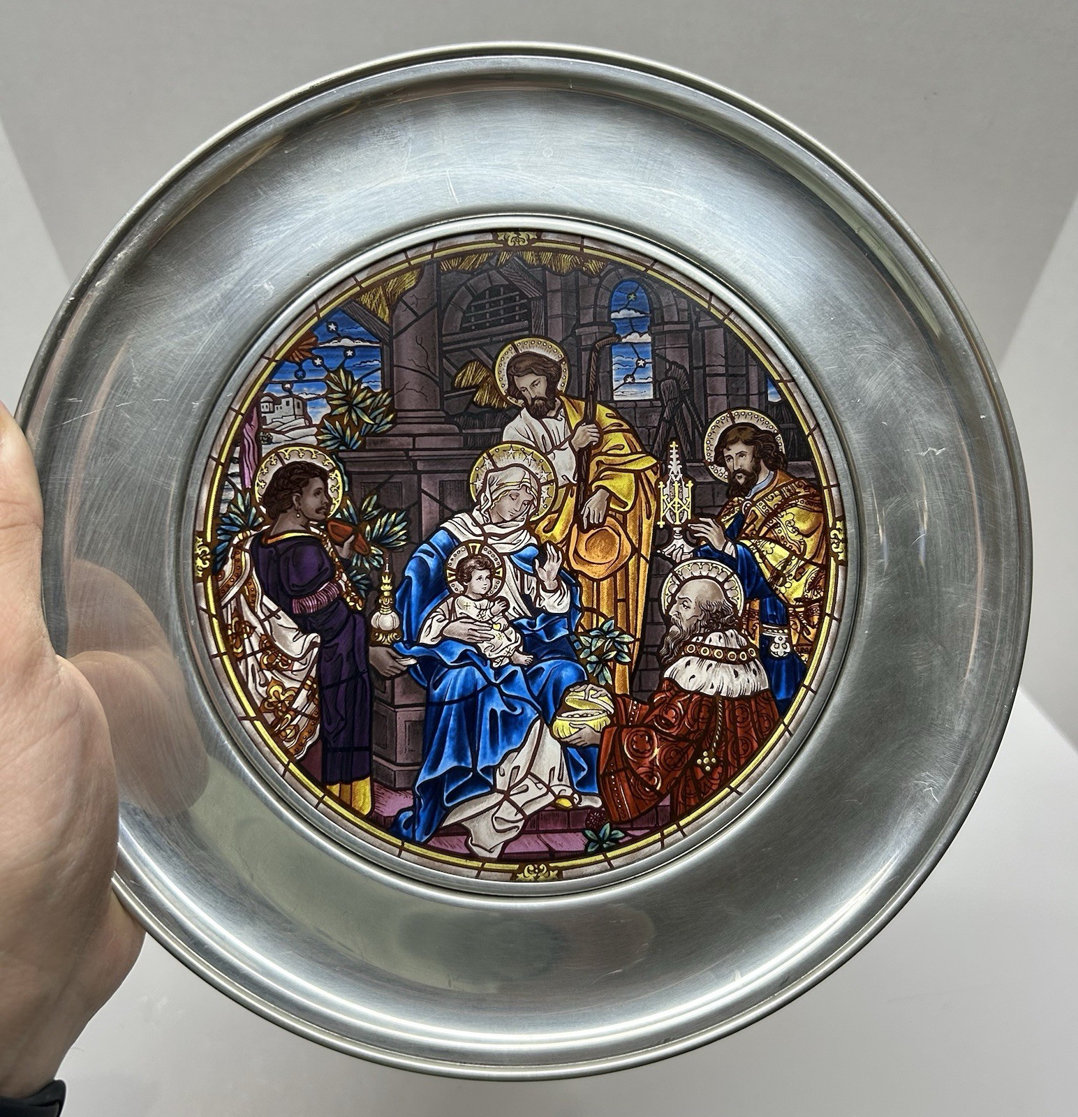 St. Paul’s San Francisco Stained Glass Christmas Plate Pewter 1981 Home Decor St. Paul’s San Francisco Stained Glass Christmas Plate Pewter 1981 Home Decor