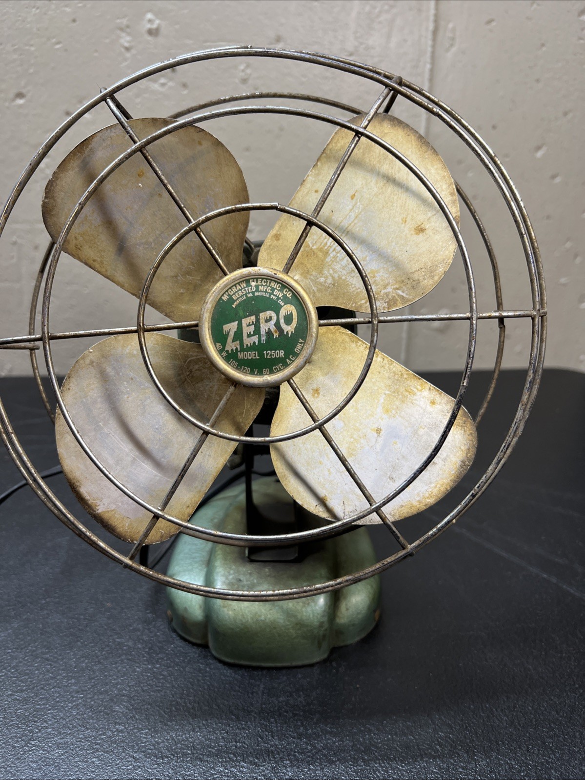 Retro McGraw ZERO Industrial Cage Prop Fan WORKS Retro McGraw ZERO Industrial Cage Prop Fan WORKS