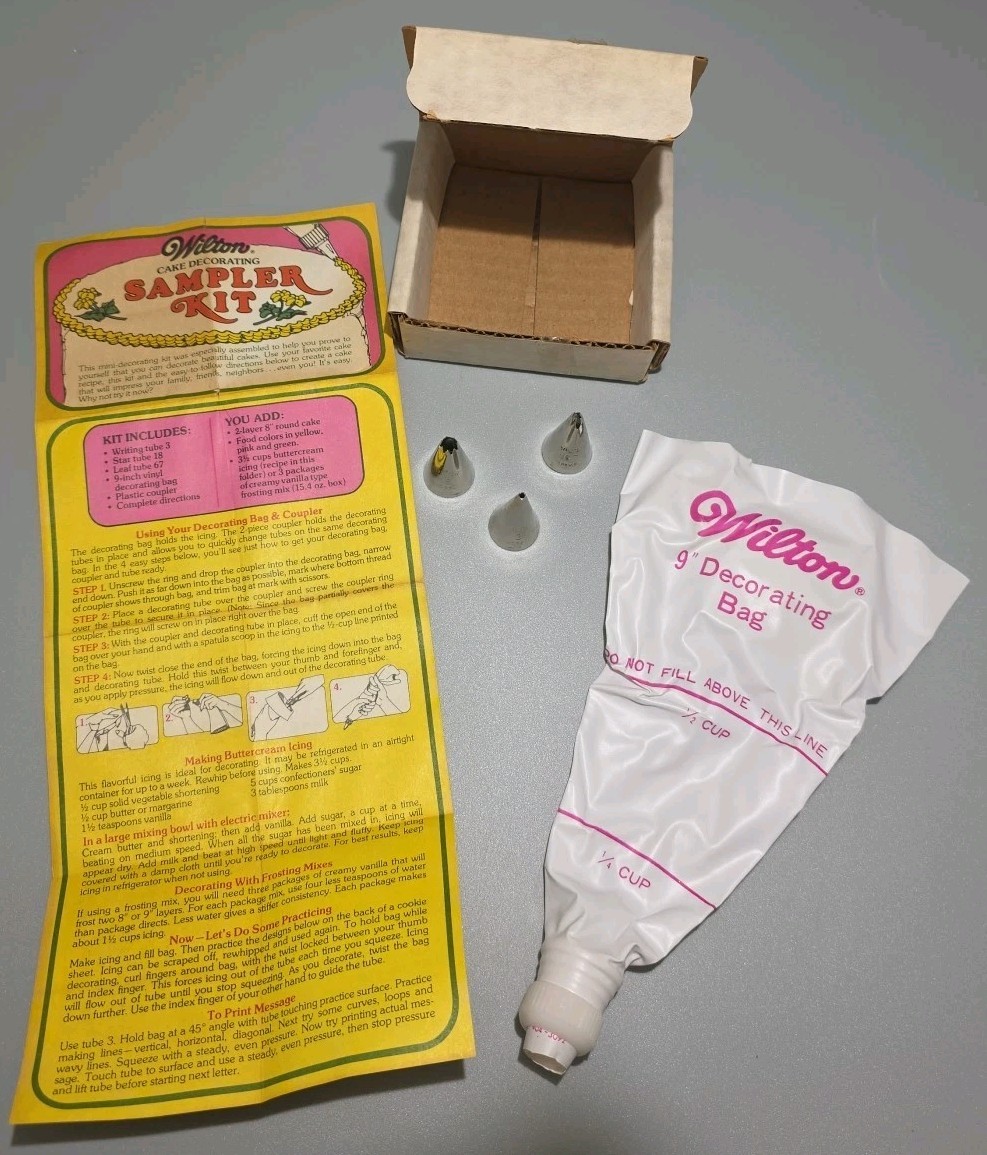 1960's Wilton Cake Decorating Mini Sampler Kit Unused Promo w/ Bag & 3 Tips OOAK
