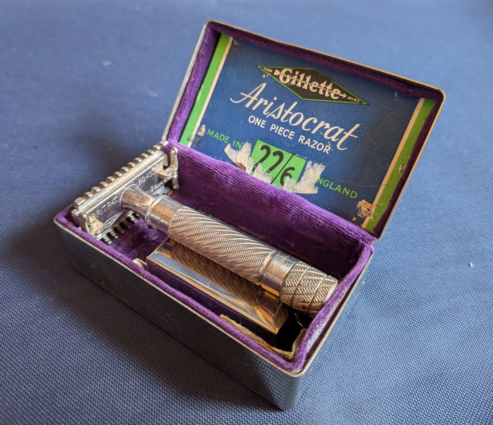 Gillette Aristocrat Open Comb Safety Razor Case Parts Repair England 400621 Gillette Aristocrat Open Comb Safety Razor Case Parts Repair England 400621