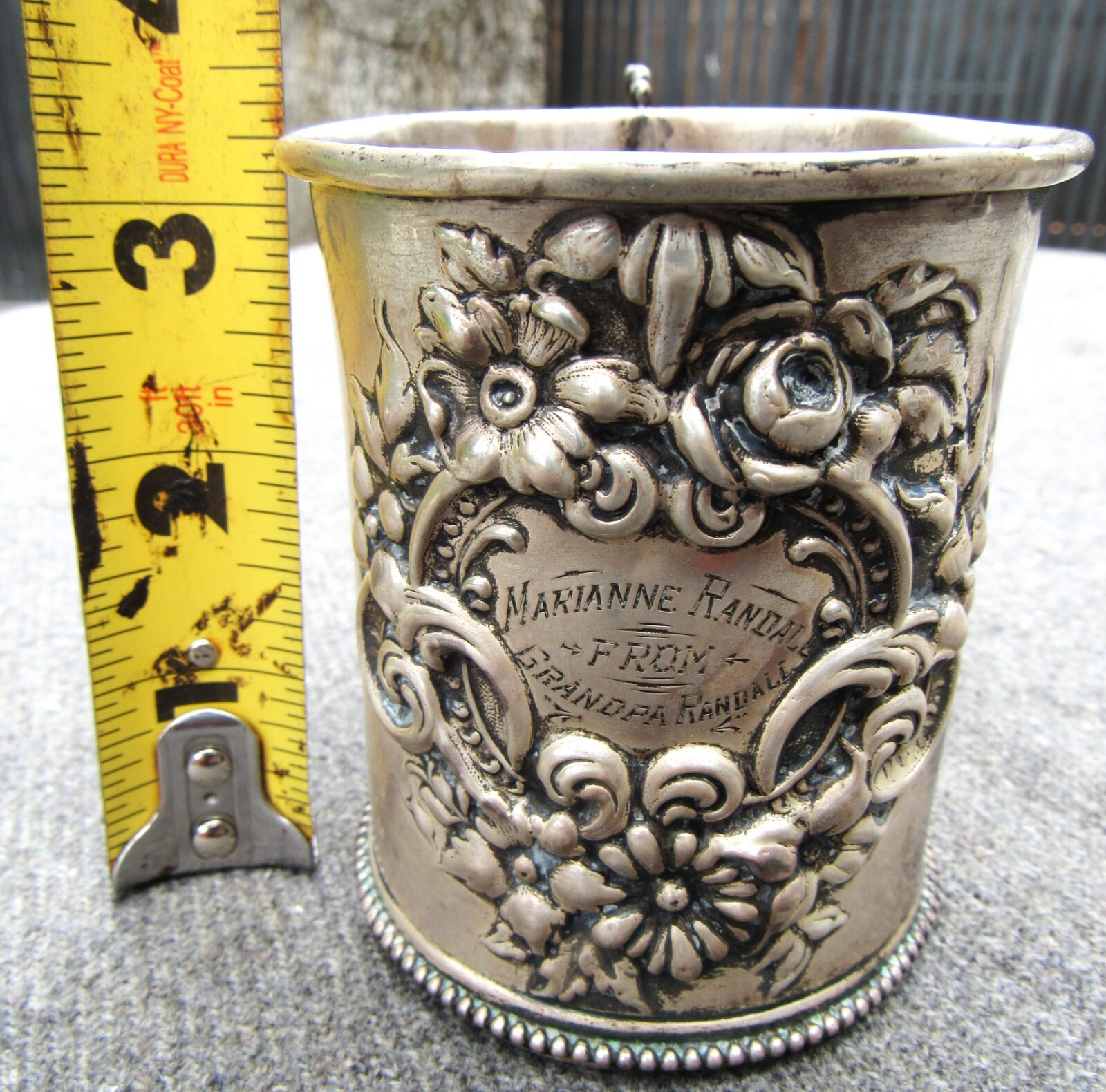 ANTIQUE AMERICAN STERLING SILVER REPOUSSE ORNATE CHILD CUP EARLY AMERICAN 99GRAM ANTIQUE AMERICAN STERLING SILVER REPOUSSE ORNATE CHILD CUP EARLY AMERICAN 99GRAM
