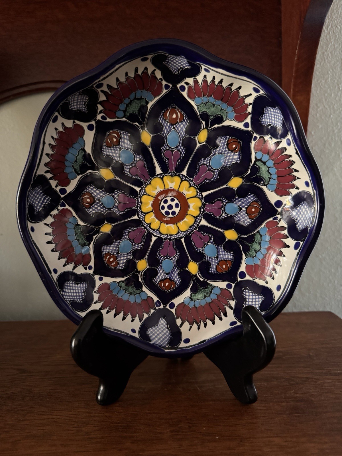 Vintage Mexican Talavera Huerta Amozoc Puebla Scalloped Bowl Plate Signed 8”x2”