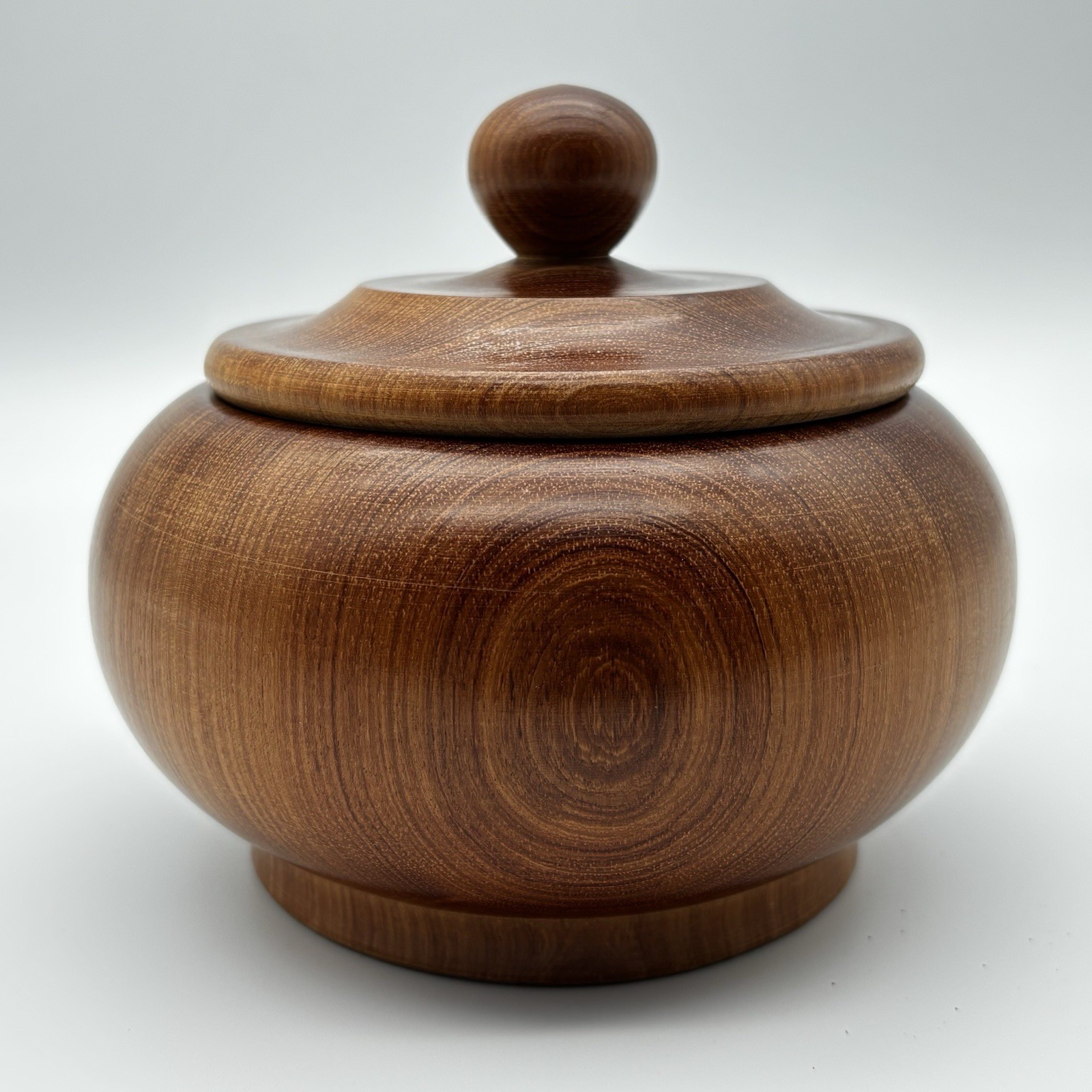 Vintage Turned 5” Wood Multi-purpose Bowl With Lid MCM Utinsel Opening Vintage Turned 5” Wood Multi-purpose Bowl With Lid MCM Utinsel Opening