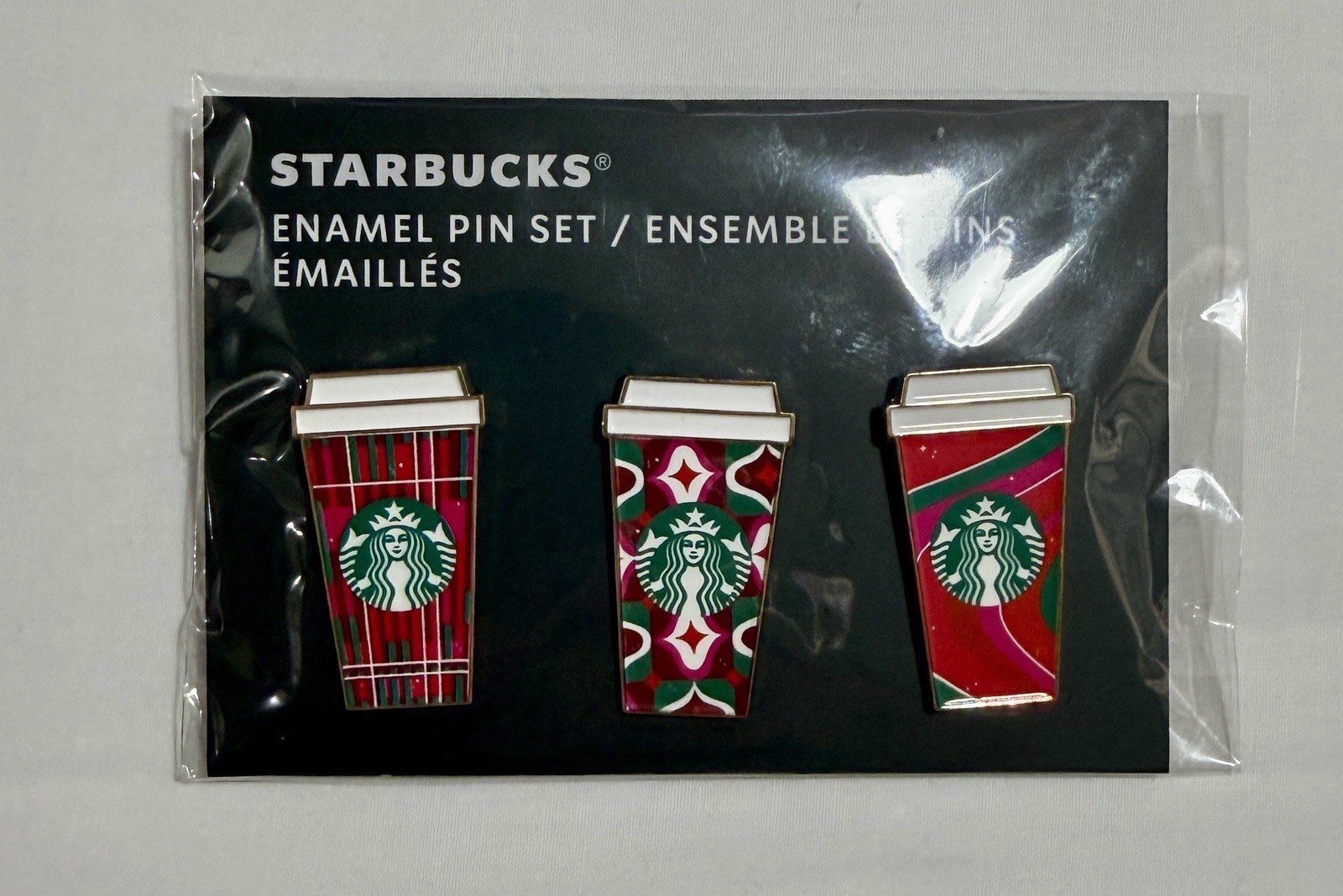 Starbucks Pins Enamel Set of 3 Europe Holiday 2023 Christmas Limited Edition New Starbucks Pins Enamel Set of 3 Europe Holiday 2023 Christmas Limited Edition New