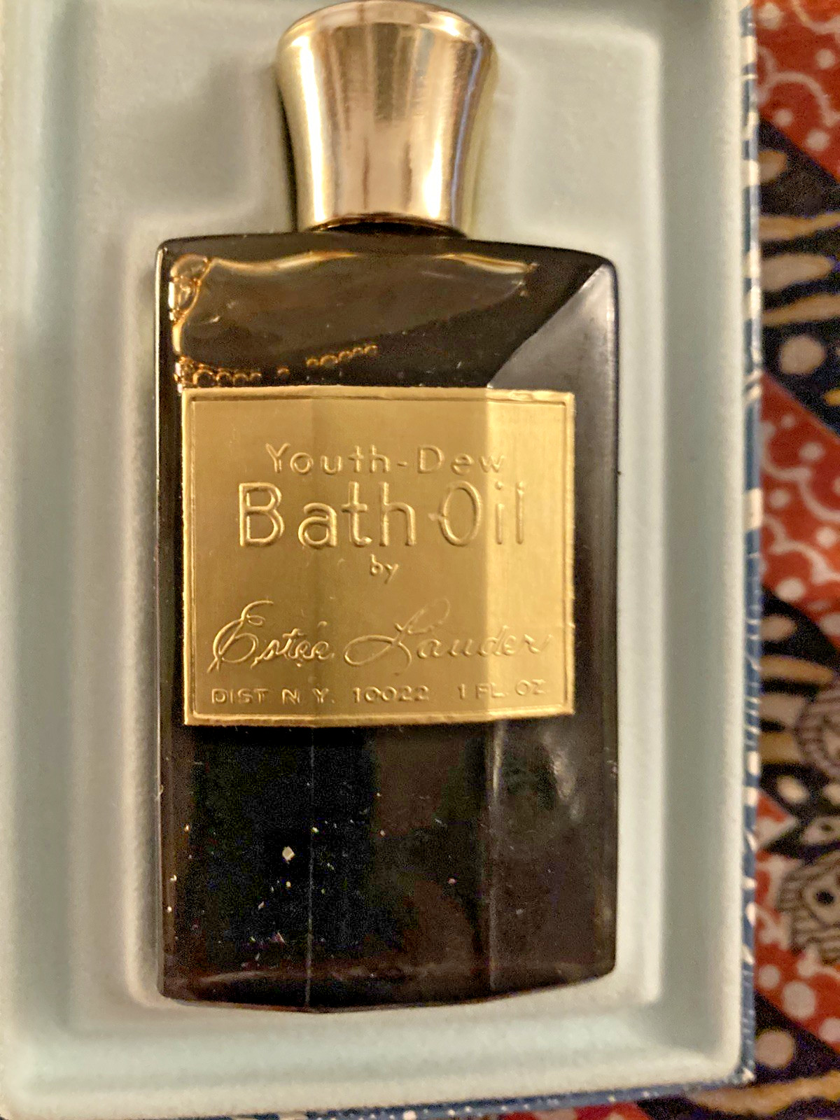 READY FOR GIFT GIVING Vintage Estee Lauder Youth Dew Bath Oil In GIFT BOX 1FLOZ