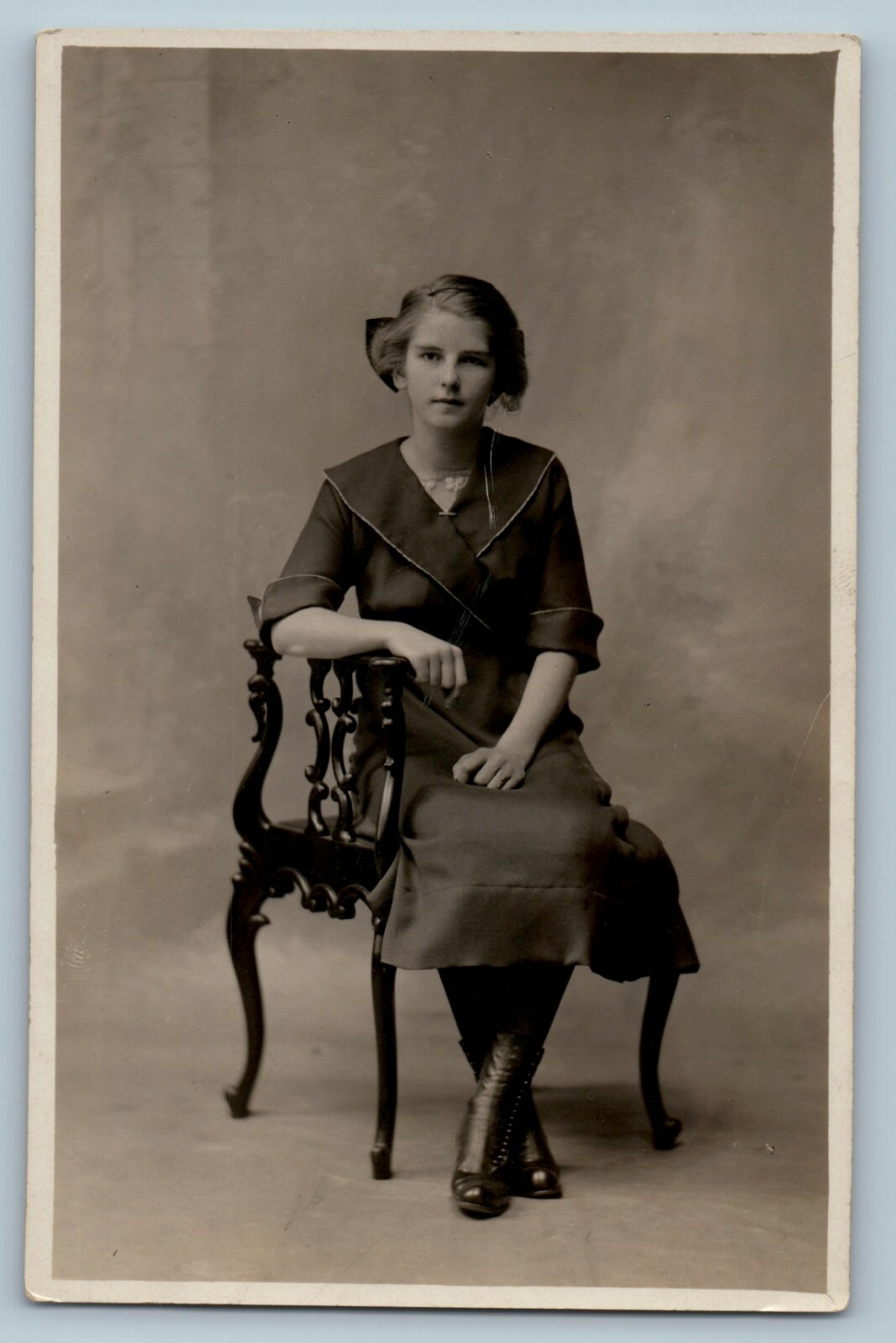 Young Woman Portrait Sitting Picture c1930s RPPC Family Picture 3.5\ Young Woman Portrait Sitting Picture c1930s RPPC Family Picture 3.5\