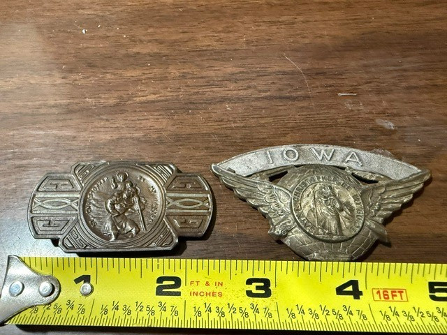 1930'S IOWA SAINT CHRISTOPHER CAR VISOR DASH PIN EX COND 3 INCH PLUS BONUS PIN 1930'S IOWA SAINT CHRISTOPHER CAR VISOR DASH PIN EX COND 3 INCH PLUS BONUS PIN