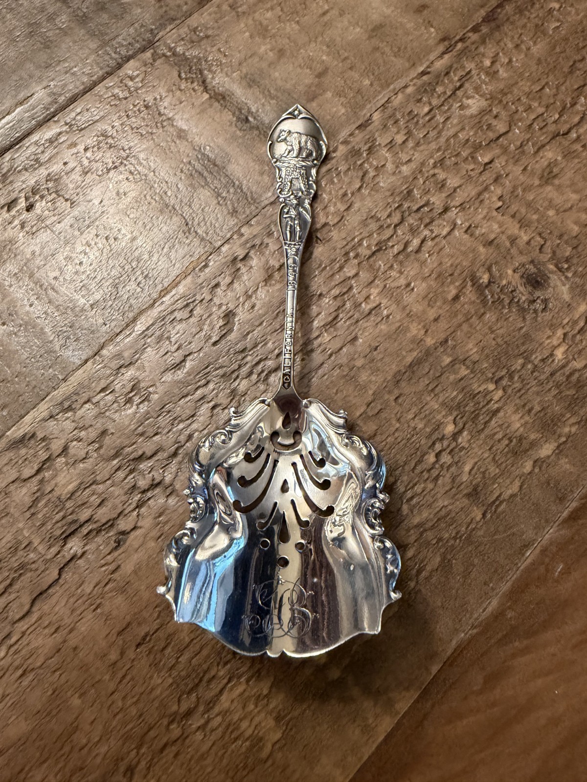 California 1849 Souvenir Sterling Bon Bon Spoon Gold Miner Grizzly Bear Mono California 1849 Souvenir Sterling Bon Bon Spoon Gold Miner Grizzly Bear Mono