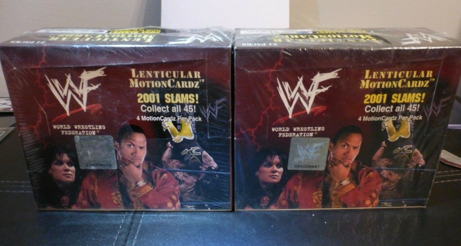 2001 WWF Lenticular MotionCardz Artbox Box Sealed, 24 packs - Trish Stratus