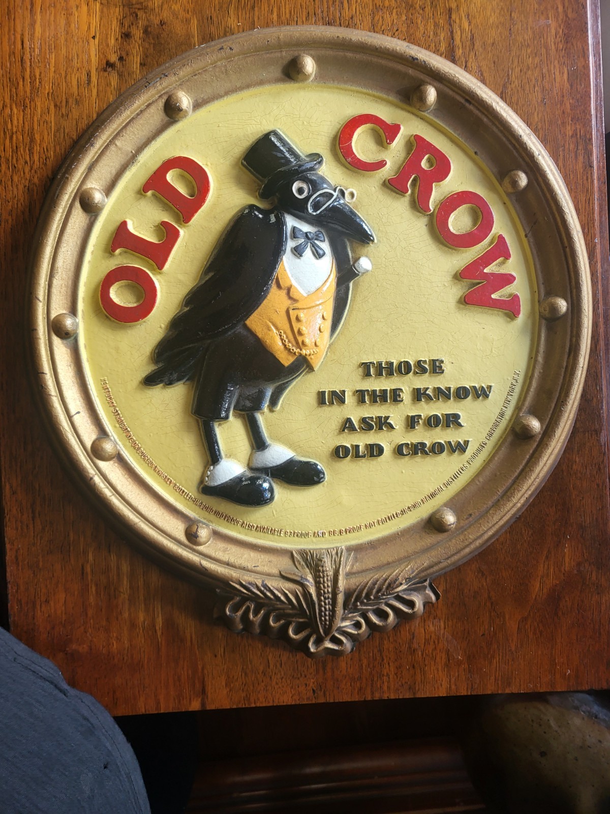 RARE 1950S OLD CROW NATIONAL DISTILLERS DIMENSIONAL ADVERTISING WHISKEY SIGN RARE 1950S OLD CROW NATIONAL DISTILLERS DIMENSIONAL ADVERTISING WHISKEY SIGN